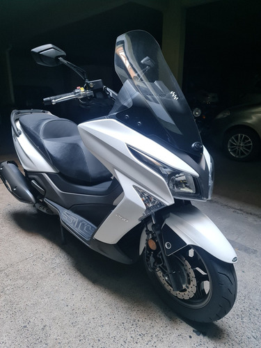 Kymco Xtoun 250i