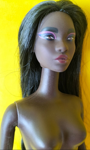 Barbie Looks #10, Simone, Barbie Con Cambio De Cuerpo, Afro (Usado)