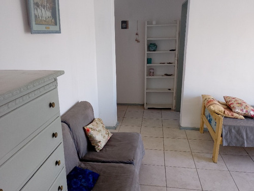 Devoto Alquiler 2 Ambientes Amoblado 40 M A.acond Heladera
