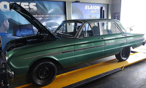 Ford Falcon De Lujo