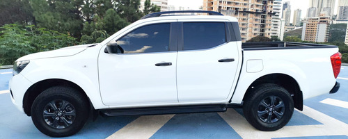 Nissan Frontier 2.3 Attack Cab. Dupla 4x4 Aut. 4p