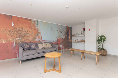 Edificio Av. Américo Vespucio (1 Est. 1 Bod.) Piso 1
