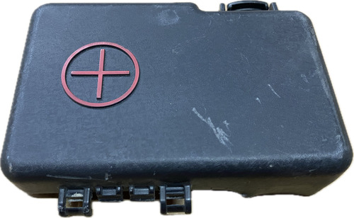 Tapa Fusibles Bateria 1.8l Hyundai Elantra 13-16 Original