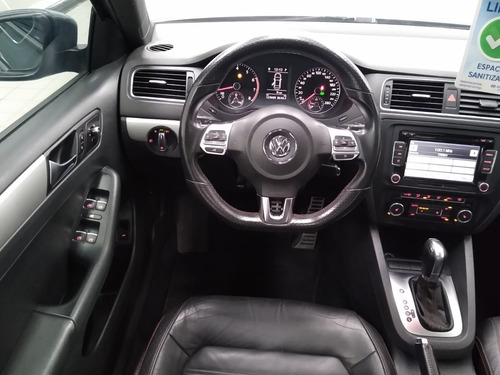 Imagen 12 de 15 de Volkswagen Jetta 2012 2.0 Gli Dsg At