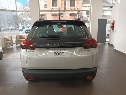 Imagen 6 de 17 de Peugeot 2008 2022 1.6 Thp Sport Tip