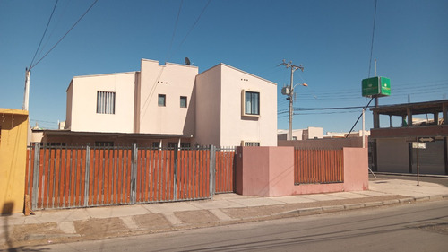 Arriendo Amplia Casa 3d3b En Villa Leyenda, El Peuco