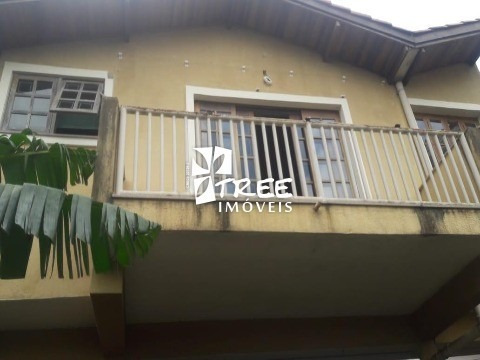 Venda Casa - Condomínio Arujá Country Club - Arujá. Imóvel At: 375 M² E Ac: 250 M² Distribuídos Em 2 Dormitórios Sendo 1 Suite Com Sacada, Sala Para 3 - Ca00380 - 1312188