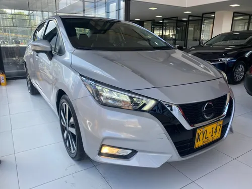 Nissan Versa 1.6 Exclusive