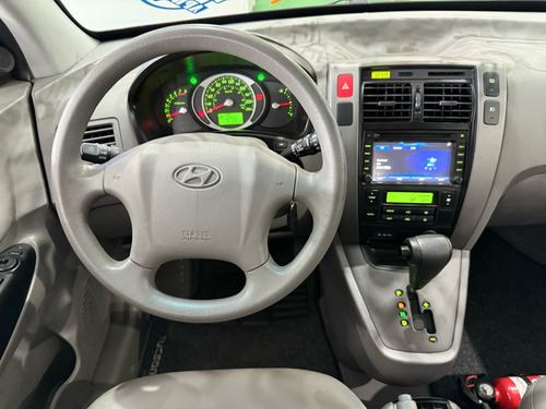 Hyundai Tucson 2.0 MPFI GLS 16V 143CV 2WD FLEX 4P AUTOMÁTICO