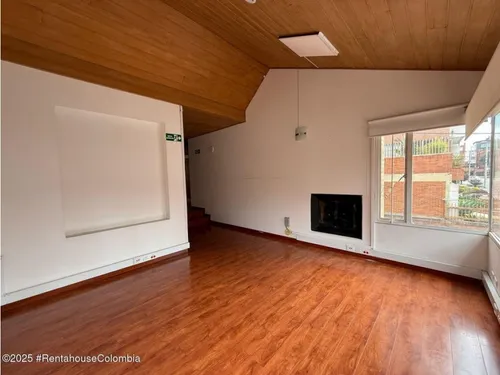 Comercial En Bogota Rah Co: 25-1468