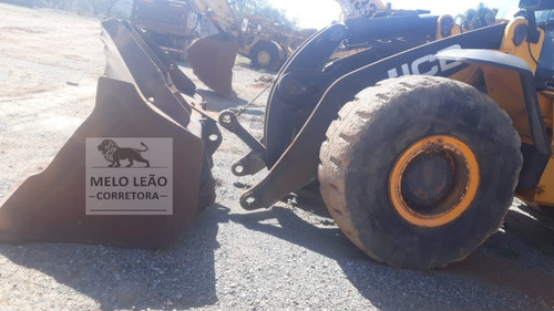 Imagem 10 de 11 de Pá Carregadeira De Rodas Jcb 456zx - Ano 2011
