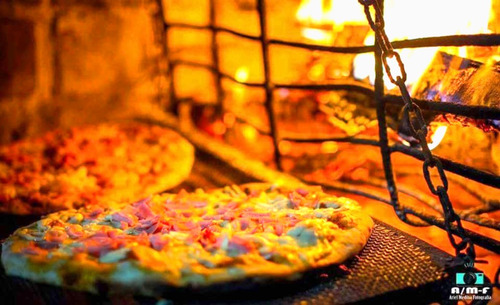 Pizza A La Parrilla, Servicio Integral De Fiestas