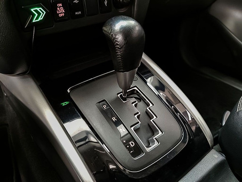 Imagem 12 de 17 de Mitsubishi L200 Triton 2.4 16v Turbo Sport Hpe Cd 4x4