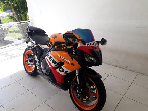 Motocicleta Honda, Modelo Cbr1000 Repsol
