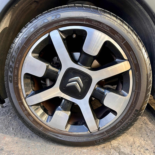 Citroën C4 Cactus 1.2 Puretech 110 At6 S&s Shine