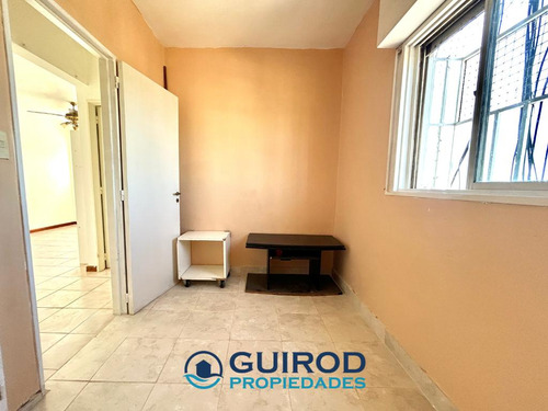 Venta Departamento 3 Ambientes Luminoso Con Bajas Expensas