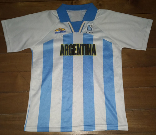 Imagen 1 de 3 de Camíseta Selección Argentina De Voley Años 2000 Olympikus 