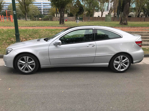 Imagen 2 de 10 de Mercedes-benz 250 Coupe Clc 250