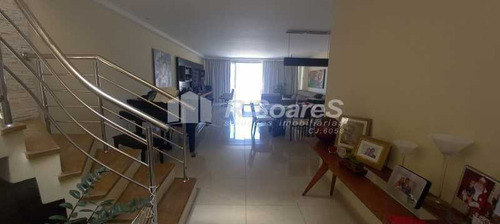 Imagem 5 de 15 de Cobertura Triplex Com 2 Vagas, No Humaitá, Rua Casuarina. - Ldco30028