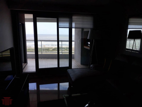 Playa Brava - Frente Al Mar - Ref: 13219
