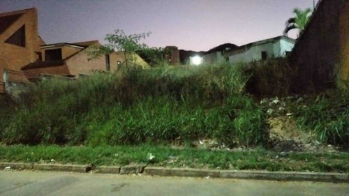 Terreno En Valles De Camoruco En 4 Avenidas En Valencia