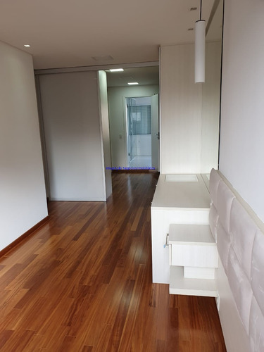 Imagem 13 de 30 de Apartamento 205m², 04 Dormitórios (sendo 01 Suíte), 03 Banheiros E 01 Vaga Na Garagem. Possui Sauna E Lavabo. Condomínio Com Portaria 24hrs, Churrasq - 20071402 - 68171330