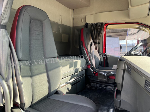 Imagem 10 de 15 de Volvo Fh 460 Globetrotter Trucado - 2020