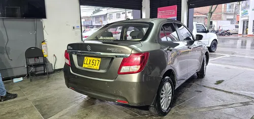 Suzuku Swift Dzire Sedan Mecanico 2023