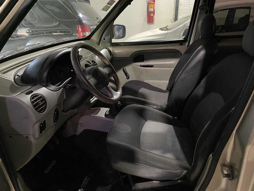 Renault Kangoo 1.5 2 Furgon Confort Aa Da Svt 1plc 2011