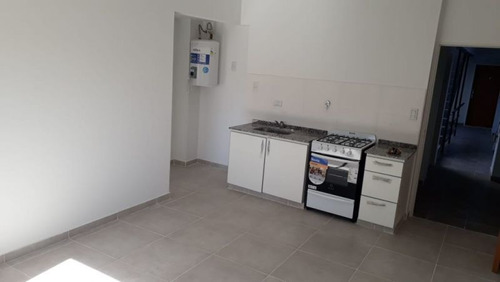 Imagen 8 de 17 de Departamento 2 Ambientes - Cuotas En Pesos //