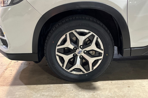 Subaru (in) 2.0 Dynamic Es At 4x4 5p