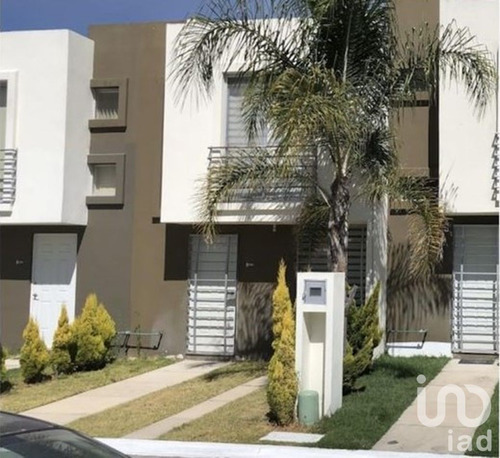 Venta Casa 2 Ambientes San Francisco Ocotlán (ocotlán)