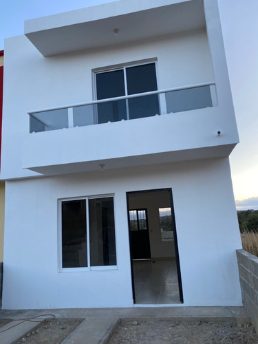 Preventa Casa Hermosa En Berriozábal, Colonia Linda Vista ¡dos Niveles Y Diseño Moderno! Precio A Tratar!!!