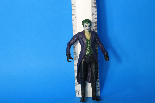The Joker Dc Multiverse Figura 3.75 (Usado)