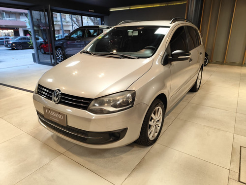 Volkswagen Suran 1.6 Comfortline 101cv