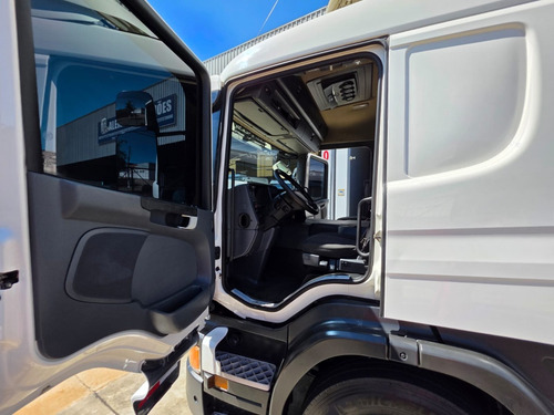 Scania P310 Ano 2018 Bitruck Baú