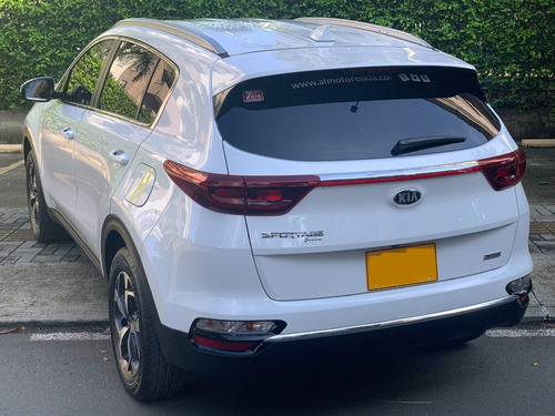 Kia Sportage 2.0 Desire Aut