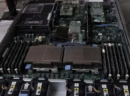 Servidor Dell Poweredge R610 Ram 72b Hd2 D 600gb 24 Nucleos (Usado)