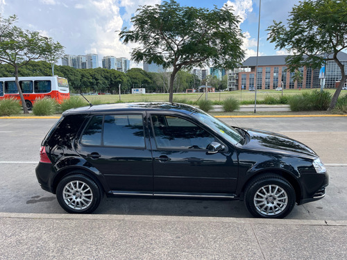 Volkswagen Golf 2.0 Highline Tiptronic