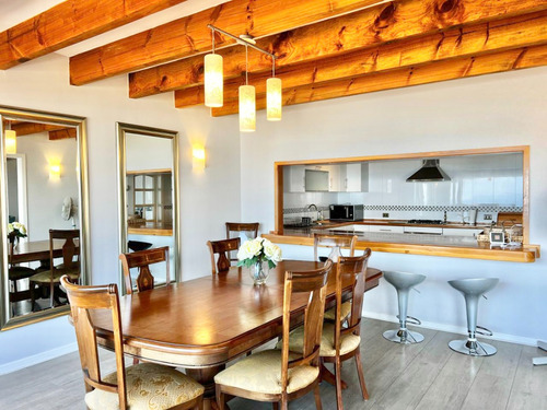 Interesante Casa En Venta Frente Al Mar En Maitencillo