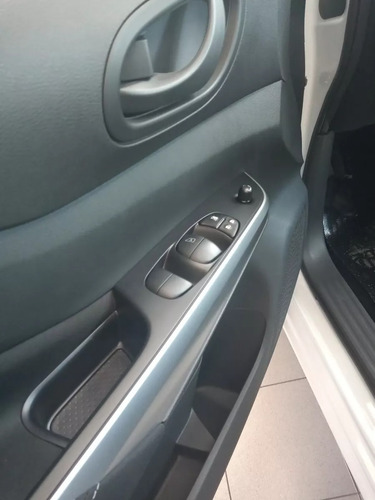 Nissan Frontier 2.3bt S 4x2 At L22