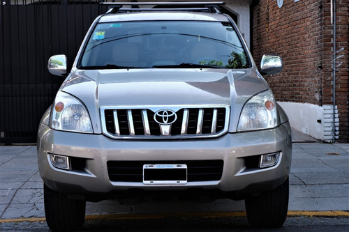 Imagen 2 de 17 de Toyota Land Cruiser 3.0 Prado 2004