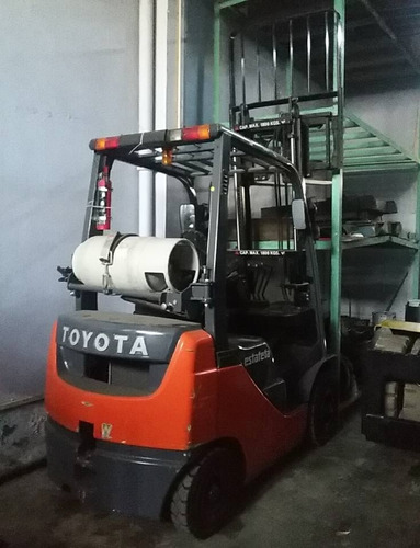 Imagen 11 de 13 de Montacargas Toyota Año 2008, 4000 Lbs Yale Seminuevo.