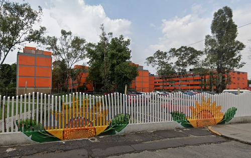Departameto A Un Precio De Remate, Perfecta Zona. Lcv