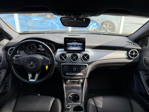 Mercedes-Benz Clase GLA 1.6 Gla200 Urban 156cv