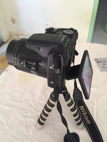Câmera Fotográfica Nikon B500