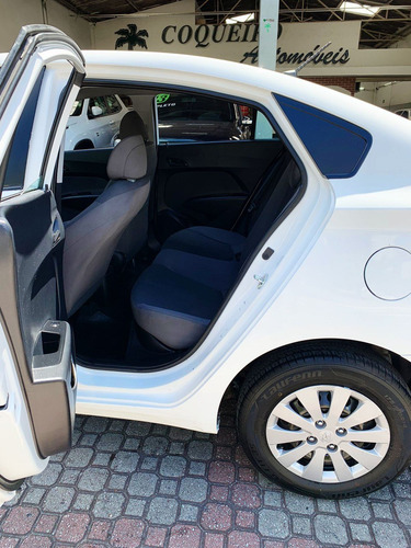 Imagem 6 de 7 de Hyundai Hb20 1.0 Unique 12v