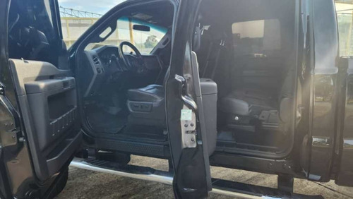 Imagen 7 de 18 de Ford F-250 Super Duty 4x4 - Automatica