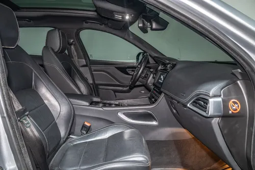 Jaguar F-PACE 3.0 R-sport