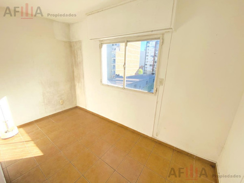 Venta Departamento 3 Dormitorios Y Servicio - Pocitos